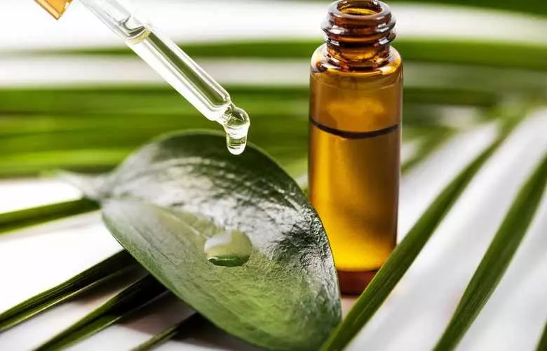 Let’s Know about the side effects of Tea Tree oil before using it