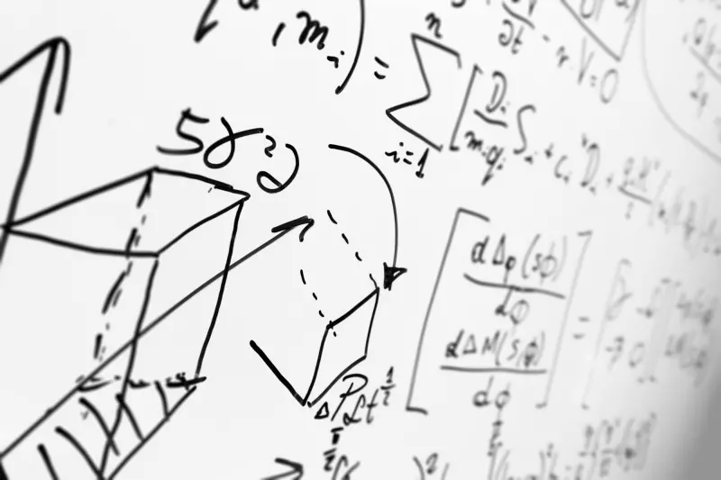 Whiteboard with formulas Free Photo